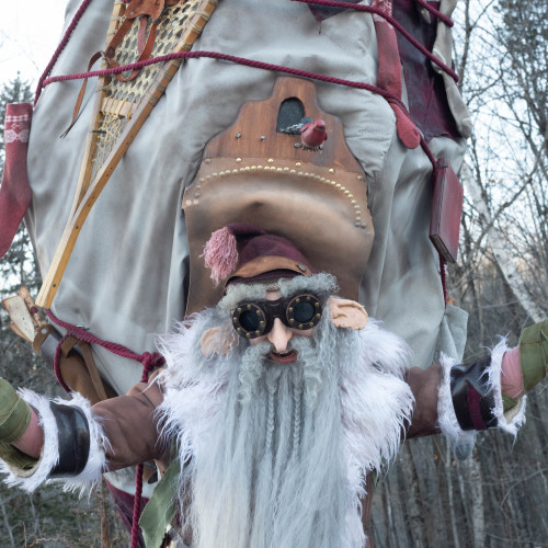 Explorateur, art de rue, hiver